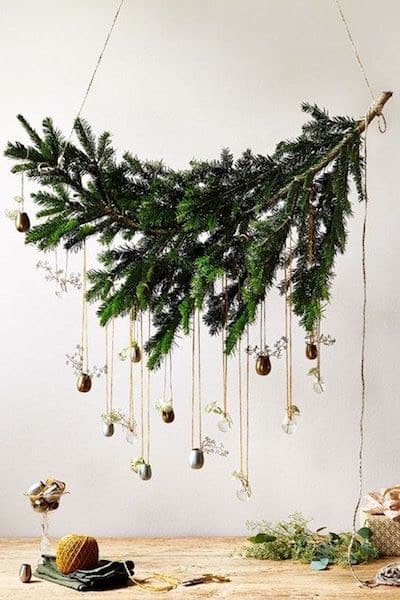 Idee Per Albero Di Natale Originale.7 Fantastiche Idee Per Fare Un Albero Di Natale Originale E Chic Donne Sul Web