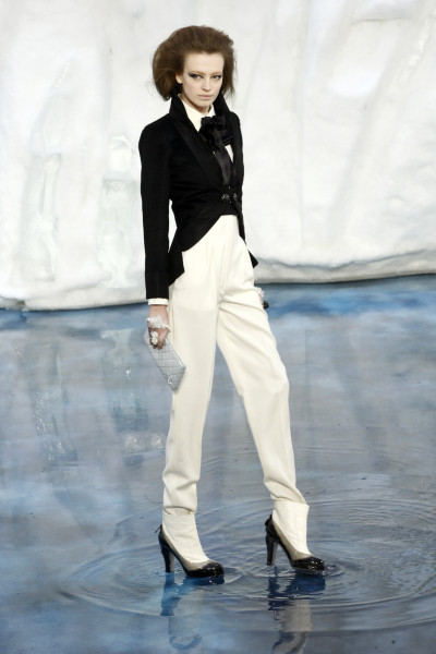 Chanel_1202_AW11_PW
