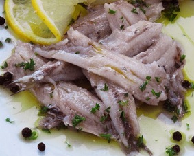 Acciughe marinate