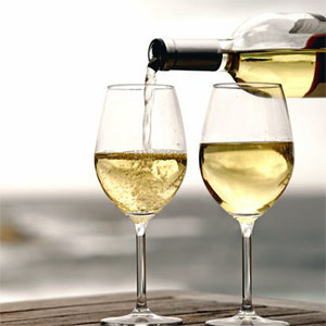 light-white-pinot-grigio-wine