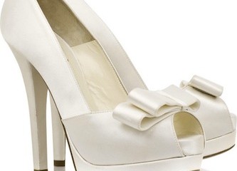 Scarpa sposa in raso di Fendi