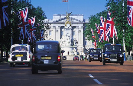 Buckingham_Palace