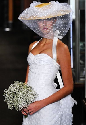 cappello da sposa con velo