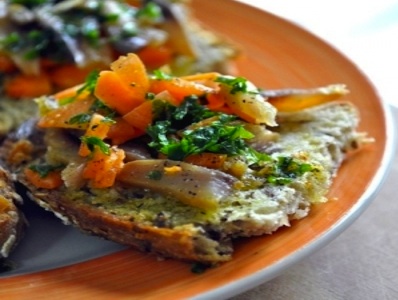 crostini_aringhemaggio_2011_300_600