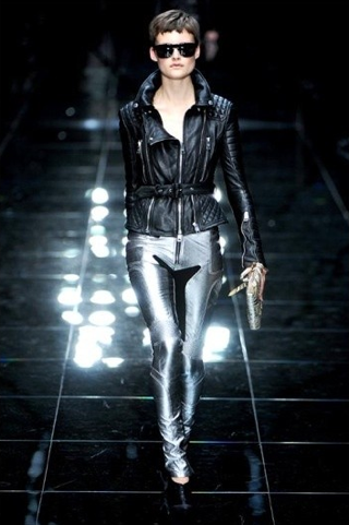 metalloBurberry-Prorsum-Metallic-Leather-Lycra-Trousers