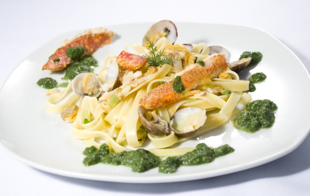 Linguine_di_mare_con_salsa_di_finocchietto18luglio11