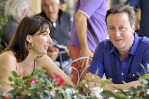 David_Cameron_e_la_moglie1agosto2011