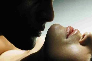 women-man-love