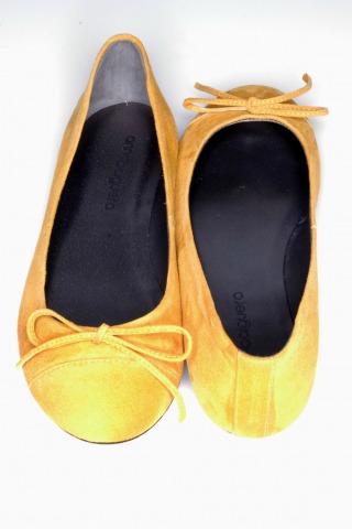 01_annabaiguera_fall2011_anna_ambra