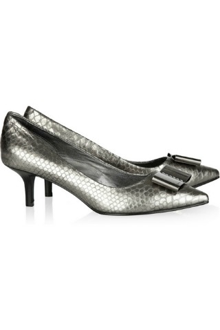 dkny13aprile12dsw