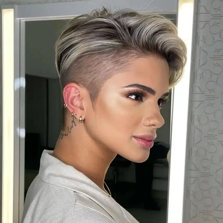 capelli corti donna undercut