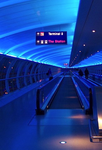 Manchester_airport_terminal_2