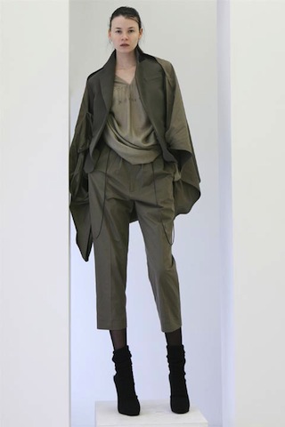 JEAN-PAUL-KNOTT-FALL-2012-003