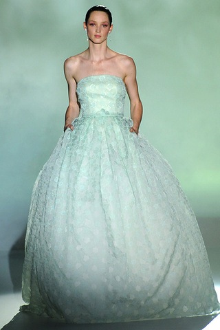 rosa_clara_pasarela_372684259_320x480