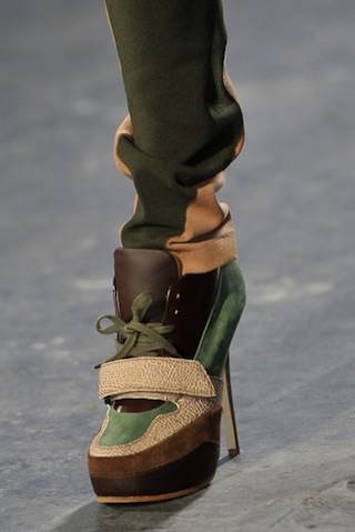 AcneFall2012Details