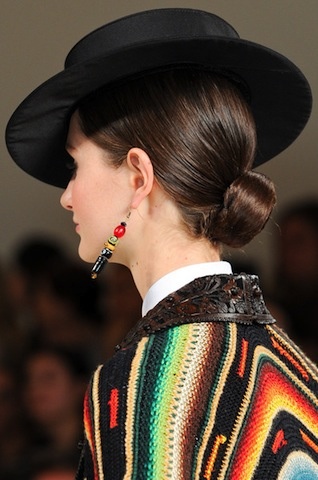 RalphLaurenSpring-chignon