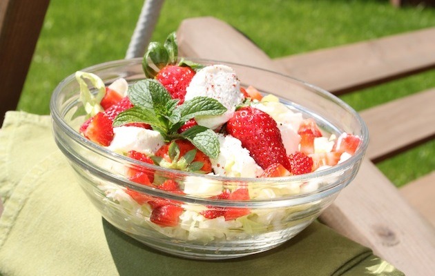 INSALATA_CON_CAPRINO_E_FRAGOLE_44web-1
