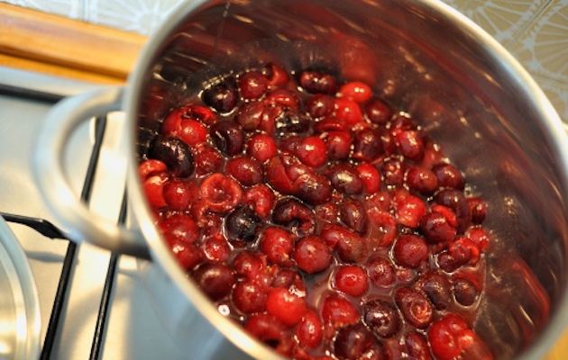 preparazione_marmellata_ciliegie