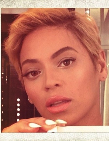 Beyonce_capelli_corti