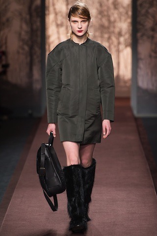 marni-2013-runway-stivali_flat