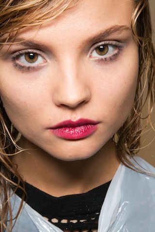 PradaFall2013Backstageb4anywAv-6Sl