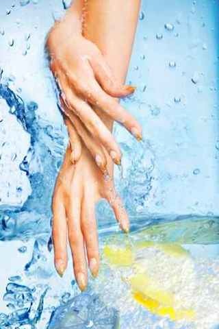 mani_acqua_limone