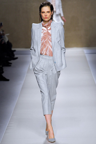 blumarine-rtw-fw2013-runway-23_130653206919