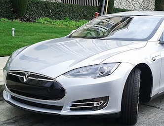 iCar: in arrivo l’auto elettrica di Apple che non ha bisogno di guidatore?