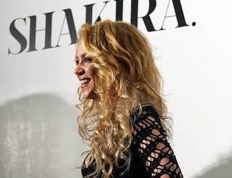 Shakira: “Per Piqué un milione di canzoni d’amore”. E intanto presenta il nuovo album