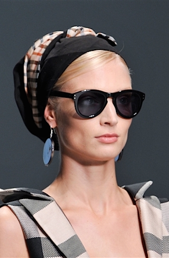 capelli foulard Daks 2014