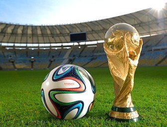 pallone e coppa Brasile 2014