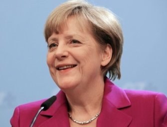 Merkel  compie 60 anni