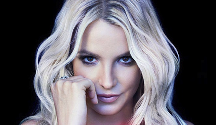 Alien Britney Spears senza auto-tune