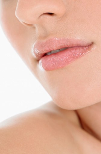 donna viso labbra