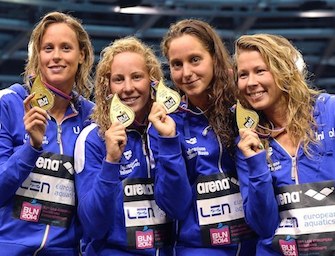 europei-nuoto-Berlino-staffetta-donne-medaglia-oro