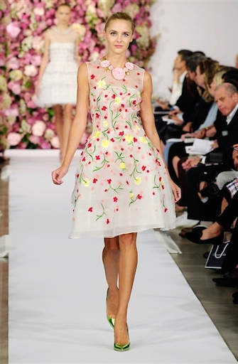oscar de la renta sfilata primavera estate 2015