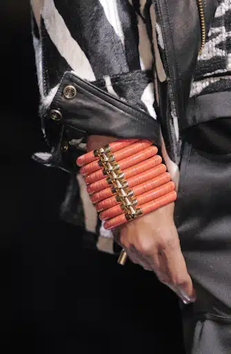 Bijoux inverno: bracciali e collane grandi e colorati