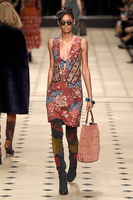 Sfilata Burberry Prorsum 005