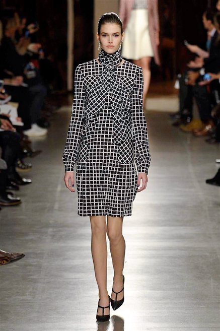 Sfilata Oscar de la Renta autunno inverno 004