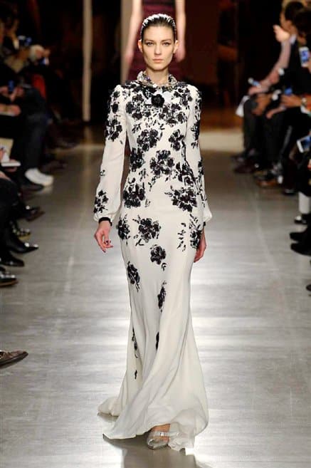 Sfilata Oscar de la Renta autunno inverno 40