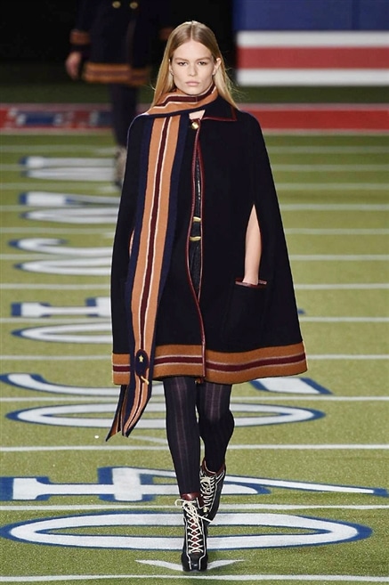 Sfilata Tommy Hilfiger autunno inverno 2015-16-001