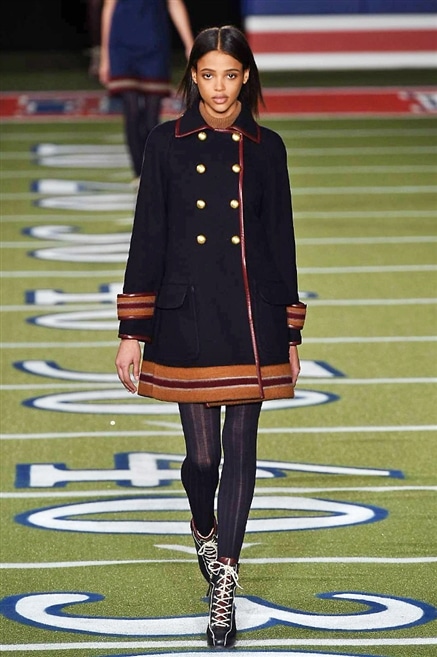 Sfilata Tommy Hilfiger autunno inverno 2015-16-002