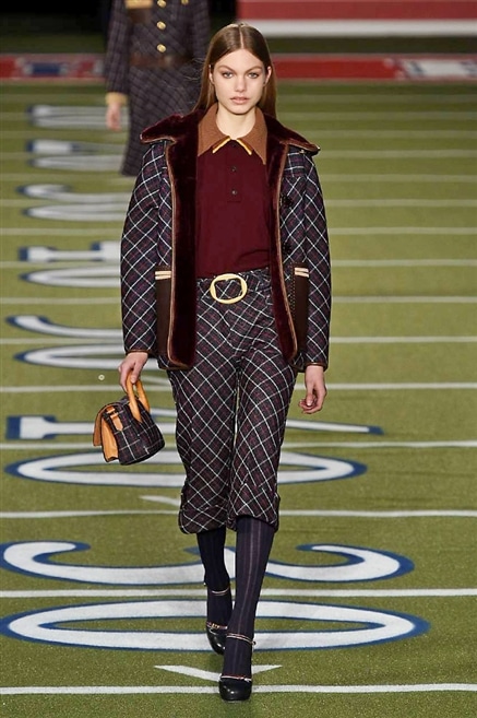 Sfilata Tommy Hilfiger autunno inverno 2015-16-0042