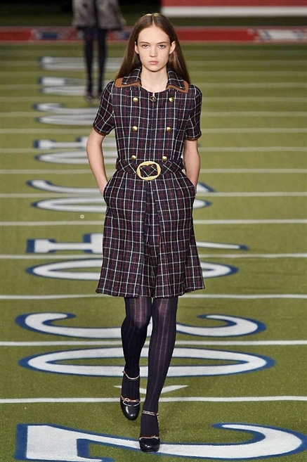 Sfilata Tommy Hilfiger autunno inverno 2015-16-0044