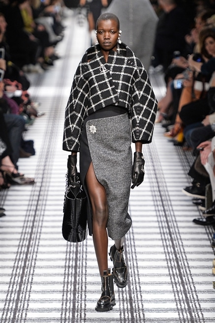 Balenciaga collezione autunno inverno 2015-2016 002