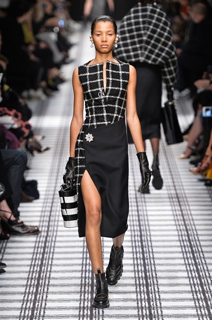 Balenciaga collezione autunno inverno 2015-2016 003