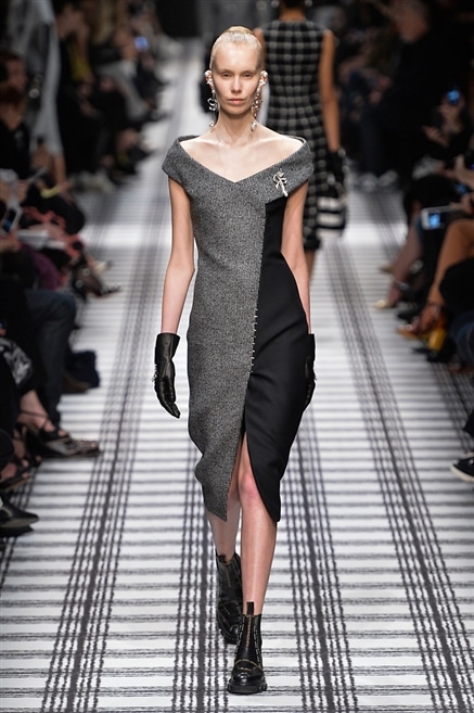 Balenciaga collezione autunno inverno 2015-2016 004