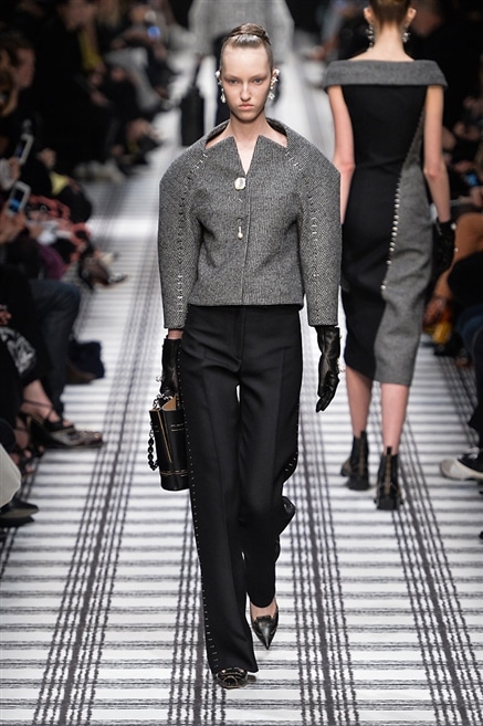 Balenciaga collezione autunno inverno 2015-2016 005