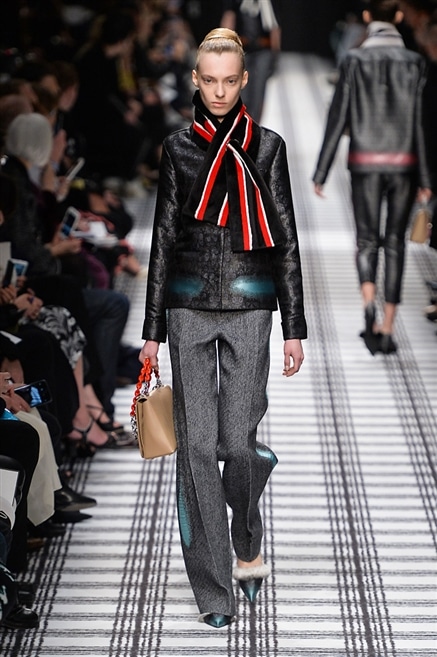 Balenciaga collezione autunno inverno 2015-2016 00 19