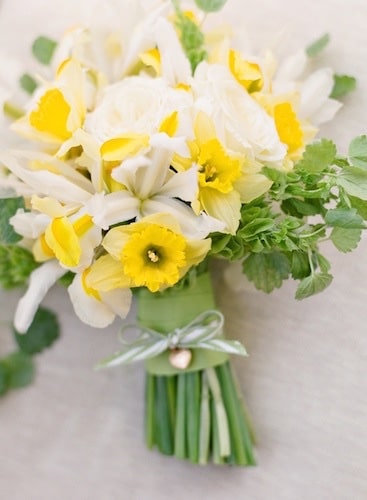 bouquet bianco e giallo